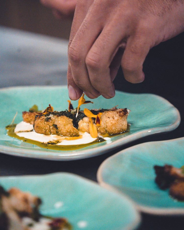 Traiteur événementiel à Paris et en Île-de-France, Monsieur Sens, cuisine sur mesure d’inspiration méditerranéenne
